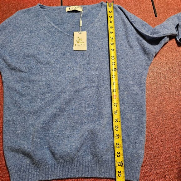 Liny Xin Womens V-Neck Superfine Merino Wool Sweater Sz M Blue Academia Preppy - Picture 10 of 10